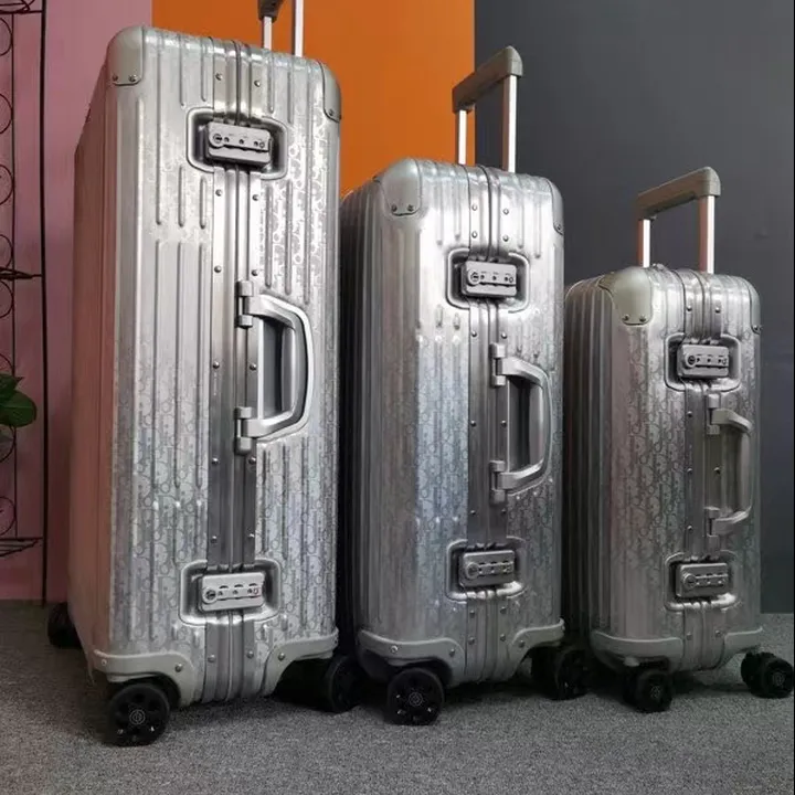 スーパーコピー ディオール スーツケース