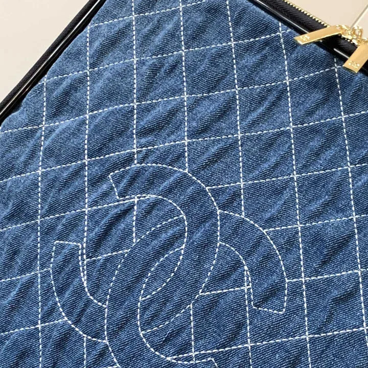 スーパーコピー シャネル スーツケース