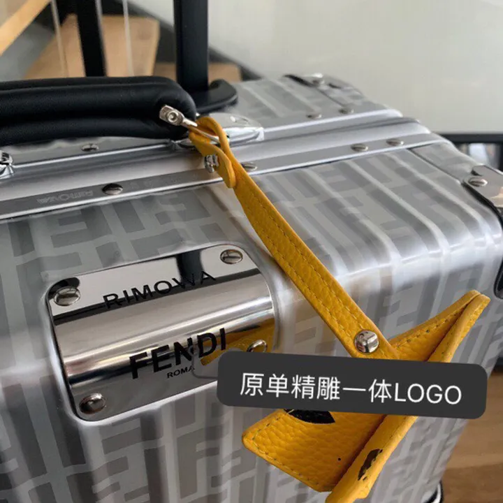 スーパーコピー フェンディ スーツケース