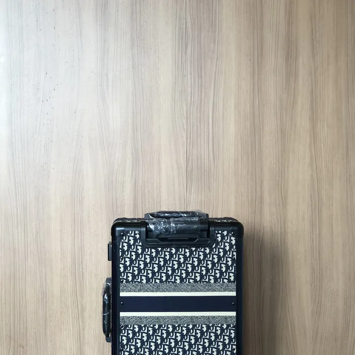 スーパーコピー グッチ スーツケース