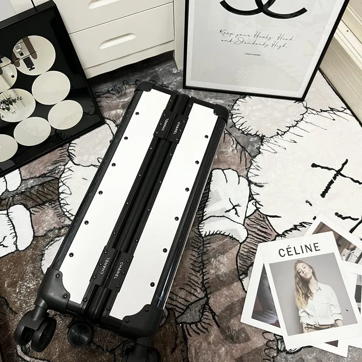 スーパーコピー シャネル スーツケース