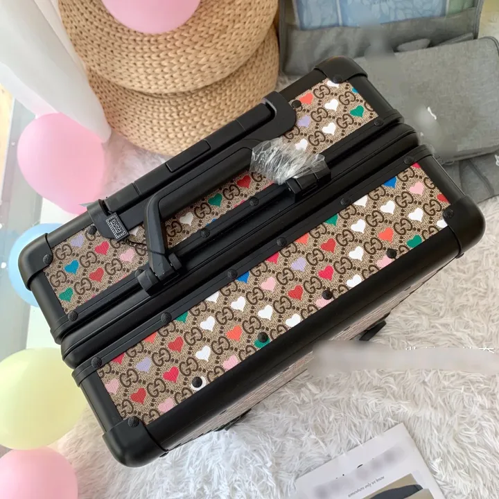 スーパーコピー グッチ スーツケース