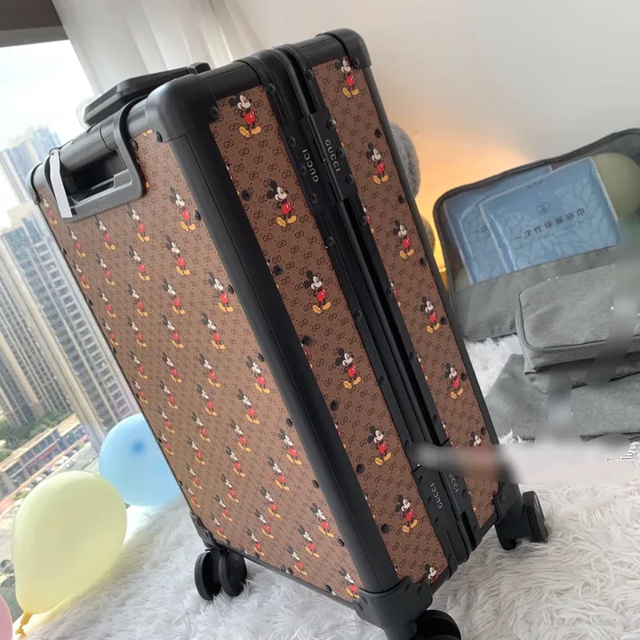スーパーコピー グッチ スーツケース