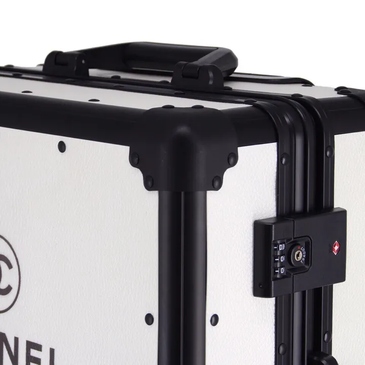 スーパーコピー シャネル スーツケース