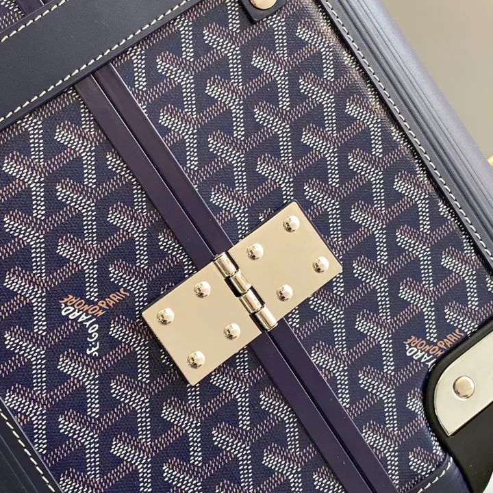 スーパーコピー フェンディ スーツケース