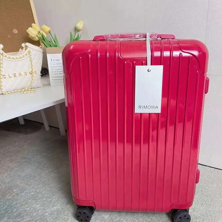 スーパーコピー リモワ スーツケース