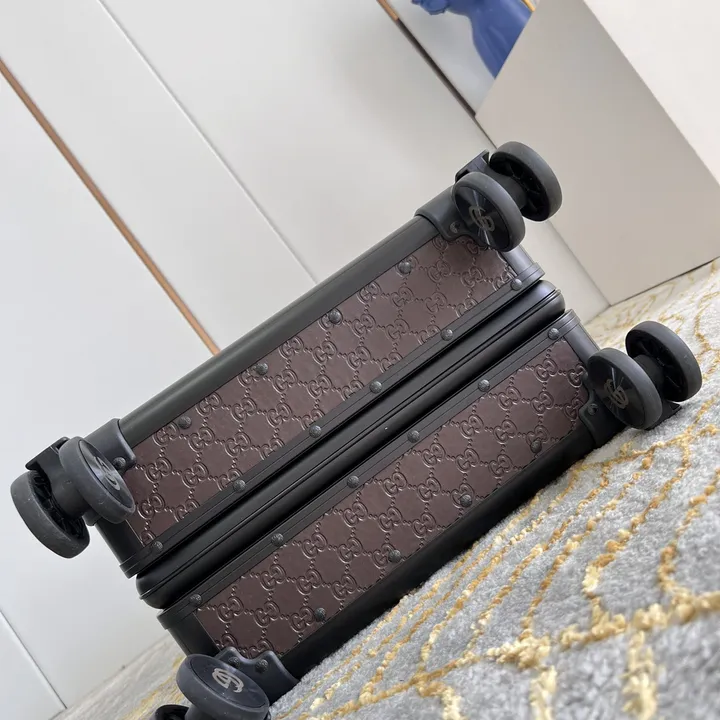 スーパーコピー グッチ スーツケース