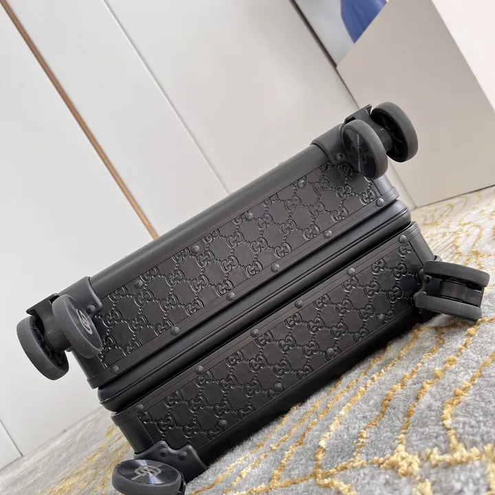 スーパーコピー グッチ スーツケース