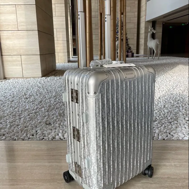 スーパーコピー ディオール スーツケース