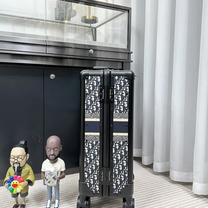 スーパーコピー ディオール スーツケース