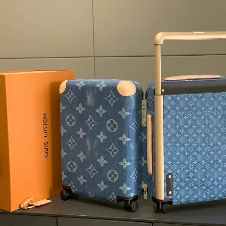 スーパーコピー ルイヴィトン スーツケース