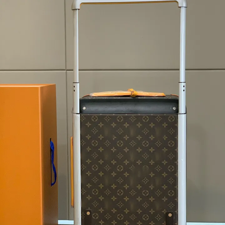 スーパーコピー ルイヴィトン スーツケース