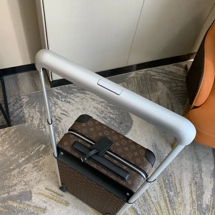 スーパーコピー ルイヴィトン スーツケース