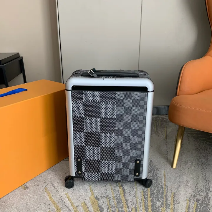 スーパーコピー ルイヴィトン スーツケース