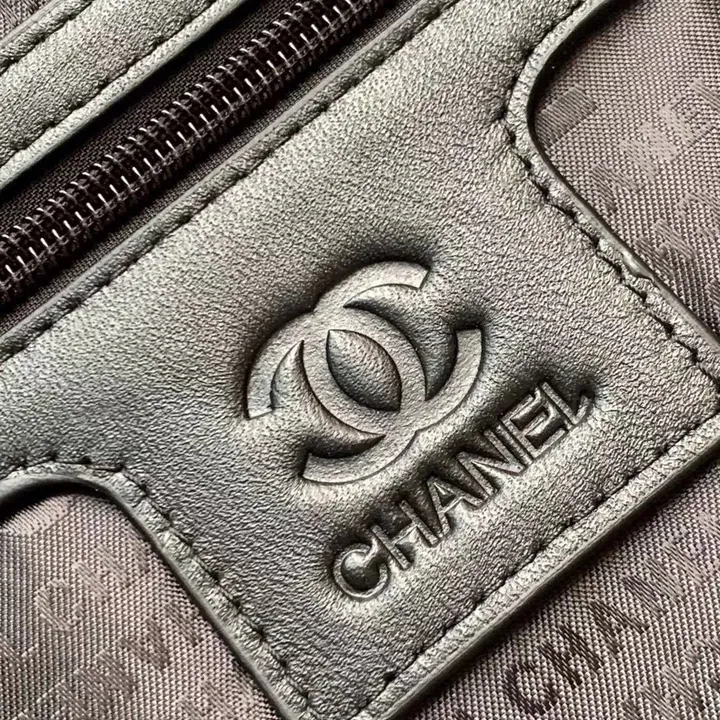 スーパーコピー シャネル スーツケース