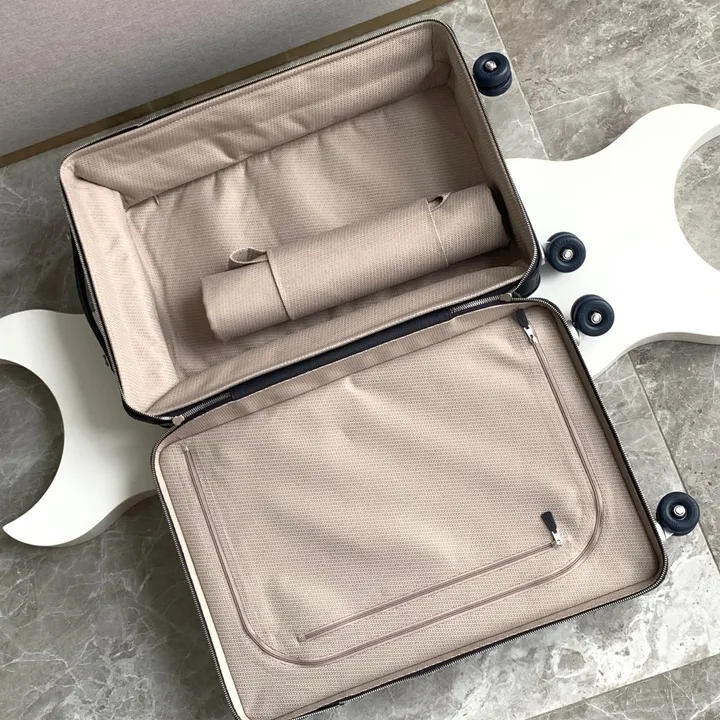 スーパーコピー シャネル スーツケース