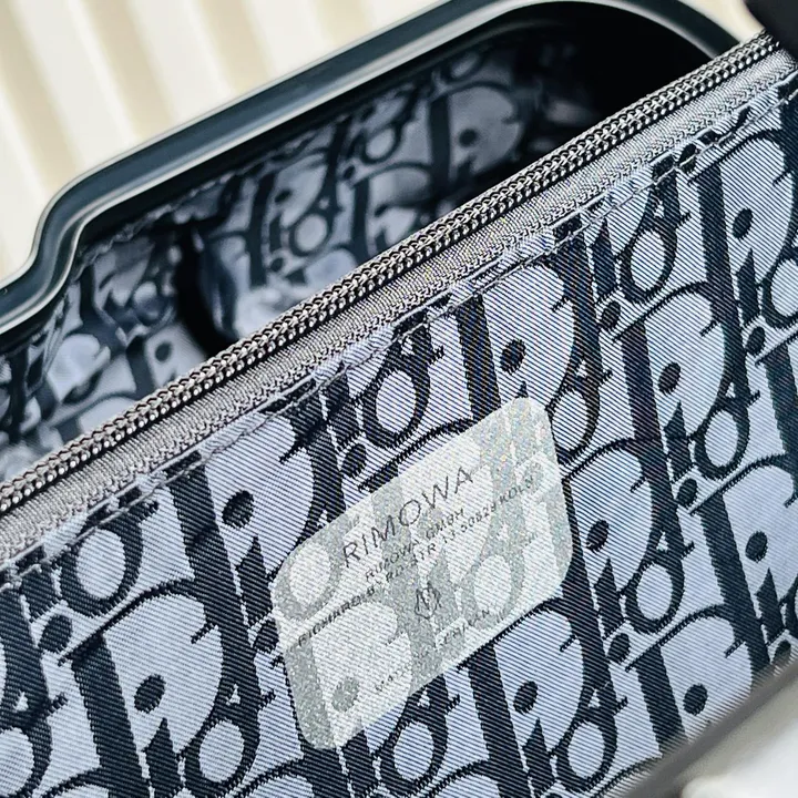 スーパーコピー グッチ スーツケース