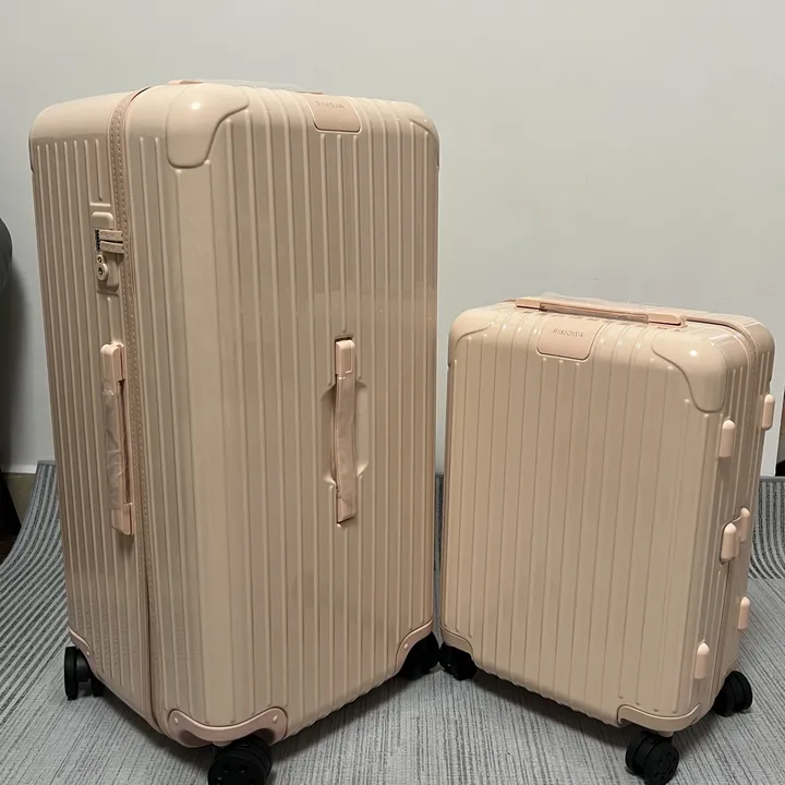 スーパーコピー リモワ スーツケース