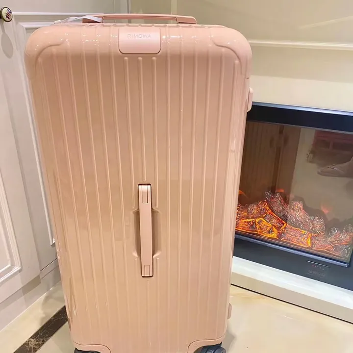 スーパーコピー リモワ スーツケース