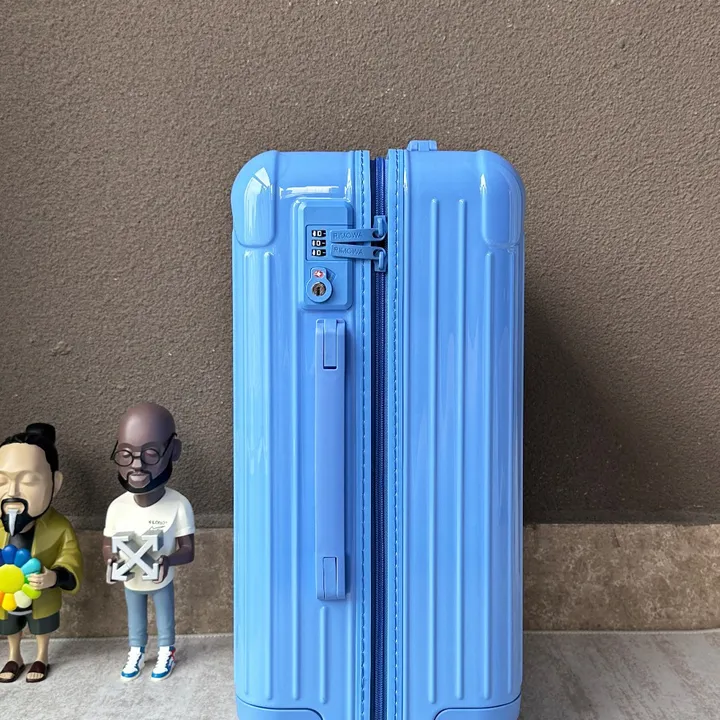 スーパーコピー リモワ スーツケース