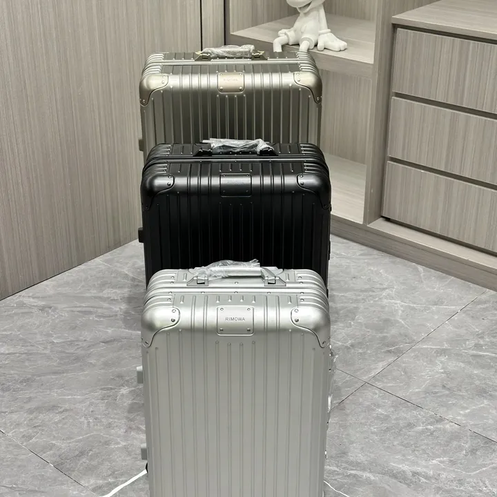 スーパーコピー リモワ スーツケース