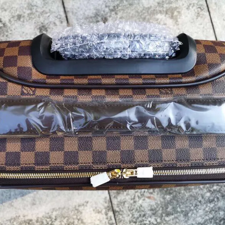 スーパーコピー ルイヴィトン スーツケース