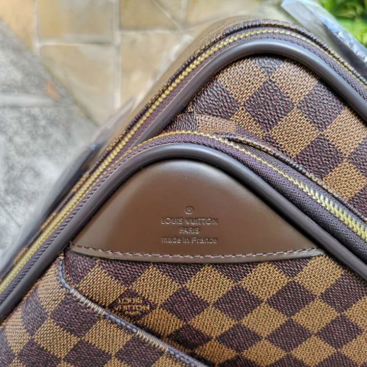 スーパーコピー ルイヴィトン スーツケース