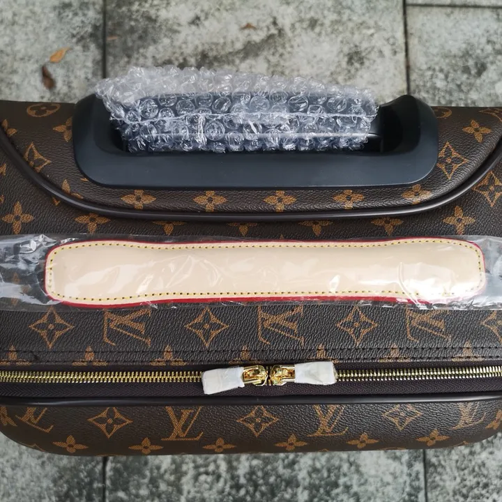 スーパーコピー ルイヴィトン スーツケース