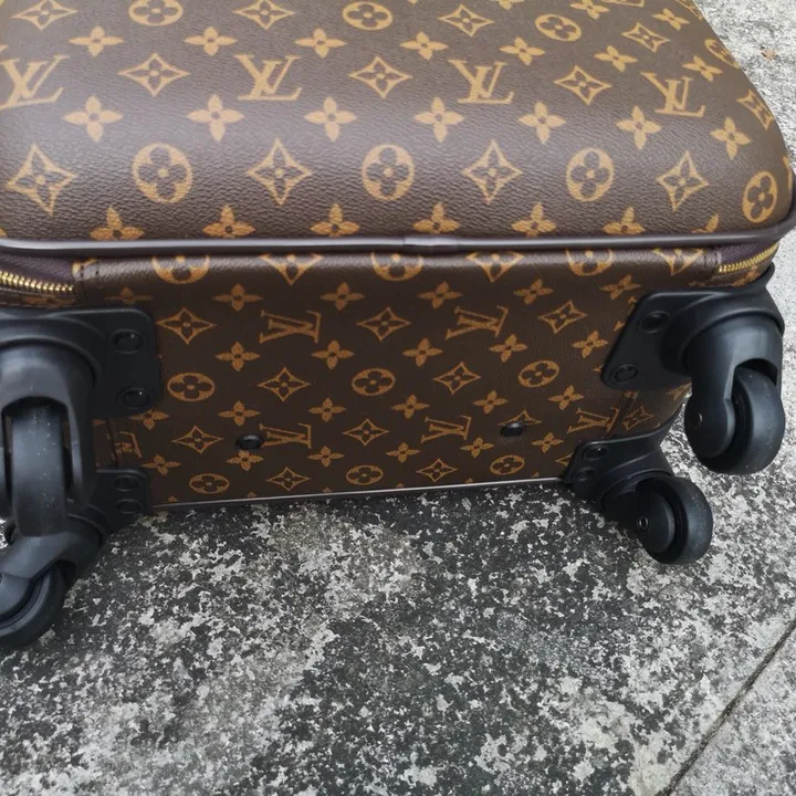 スーパーコピー ルイヴィトン スーツケース