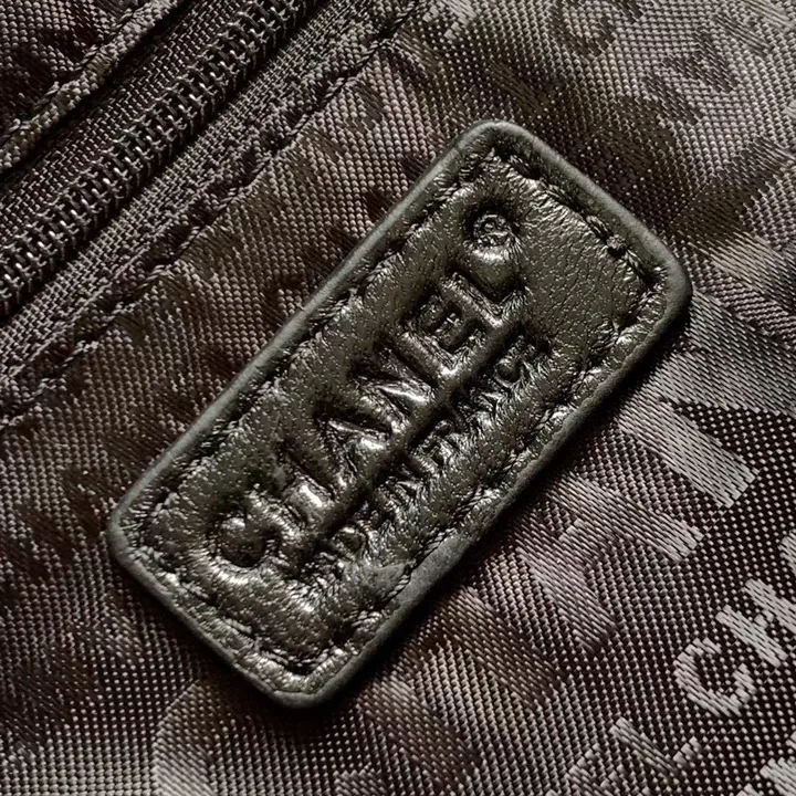 スーパーコピー シャネル スーツケース