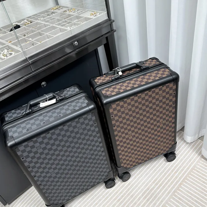 スーパーコピー ルイヴィトン スーツケース