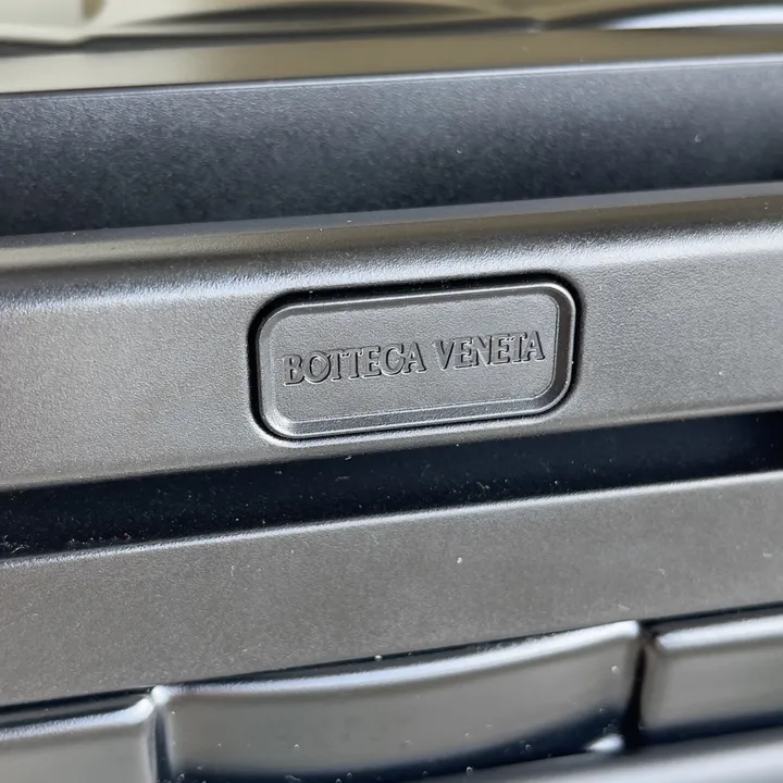 スーパーコピー ボッテガ ヴェネタ スーツケース