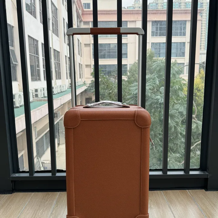 スーパーコピー シャネル スーツケース