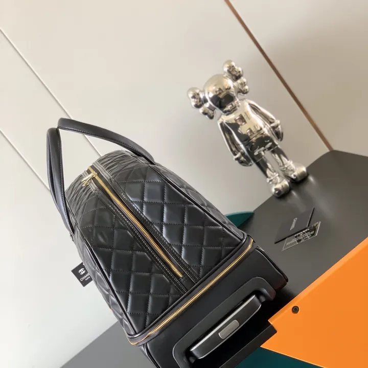 スーパーコピー シャネル スーツケース