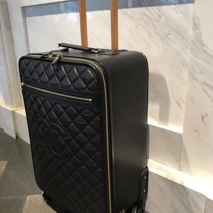 スーパーコピー シャネル スーツケース