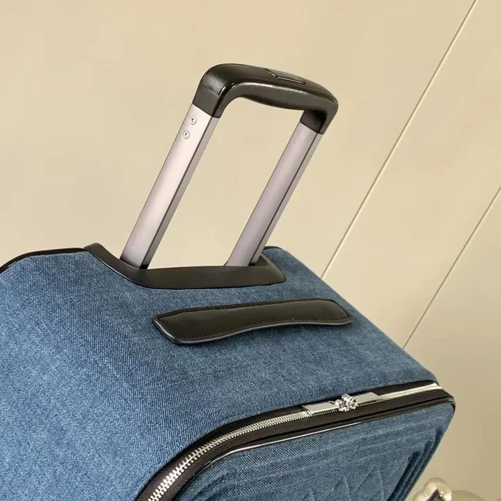 スーパーコピー シャネル スーツケース