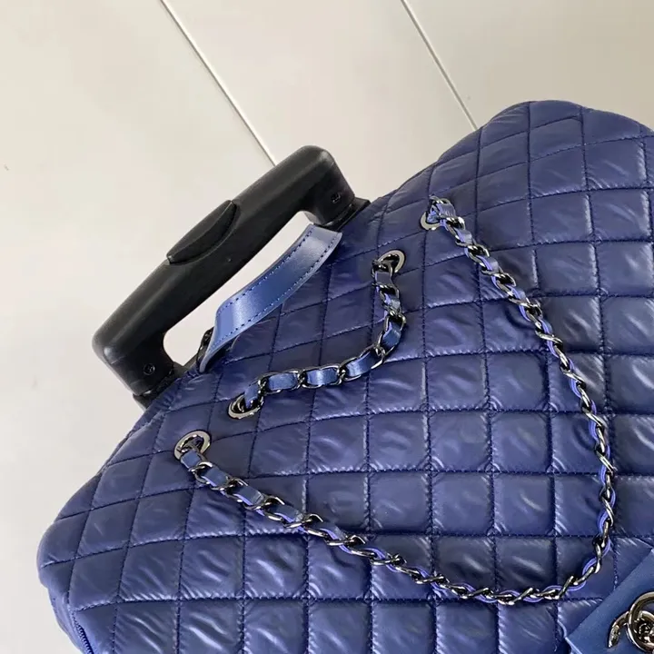 スーパーコピー シャネル スーツケース