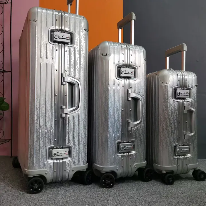 スーパーコピー ディオール スーツケース