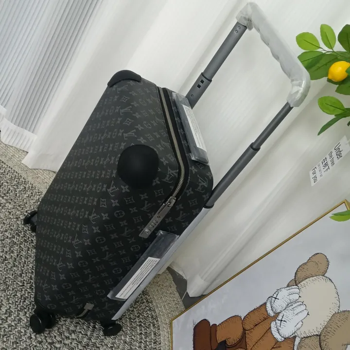 スーパーコピー ルイヴィトン スーツケース