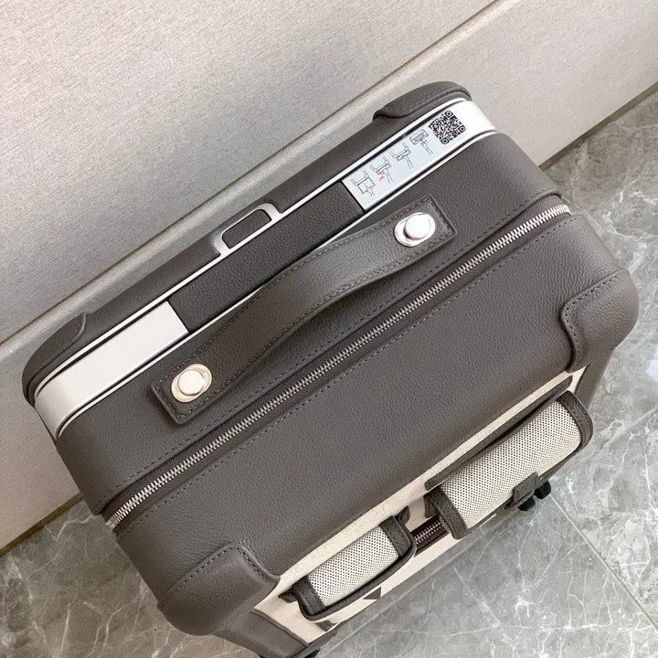 スーパーコピー シャネル スーツケース