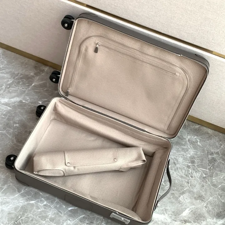 スーパーコピー シャネル スーツケース