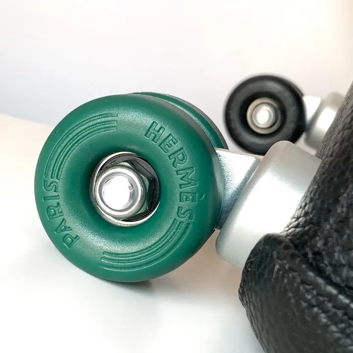 スーパーコピー シャネル スーツケース