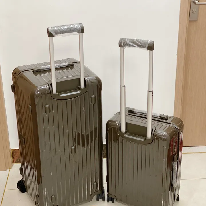 スーパーコピー リモワ スーツケース