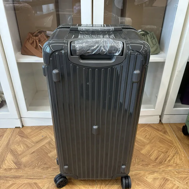 スーパーコピー リモワ スーツケース