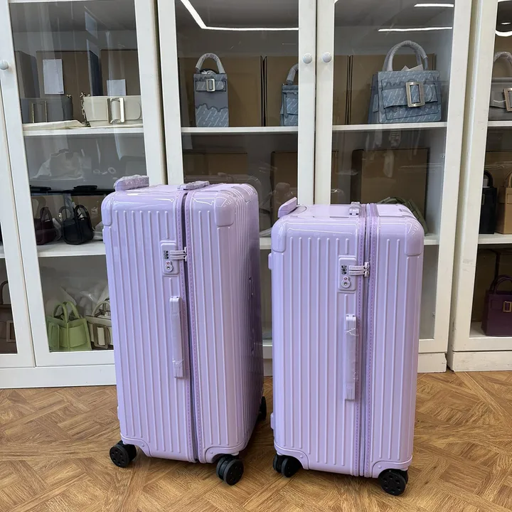 スーパーコピー リモワ スーツケース