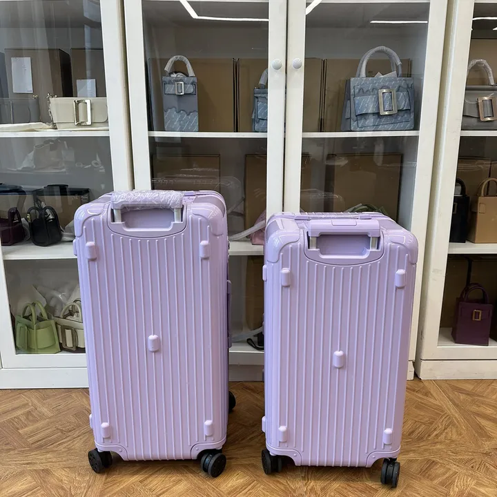 スーパーコピー リモワ スーツケース