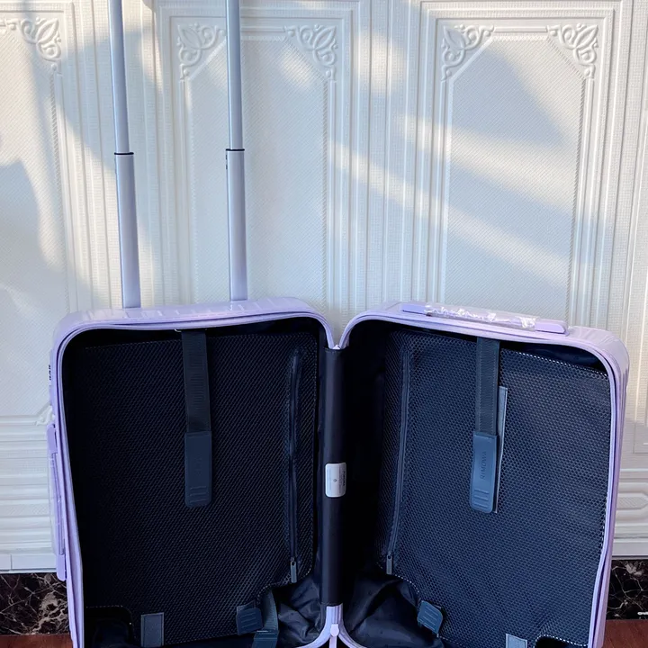 スーパーコピー リモワ スーツケース