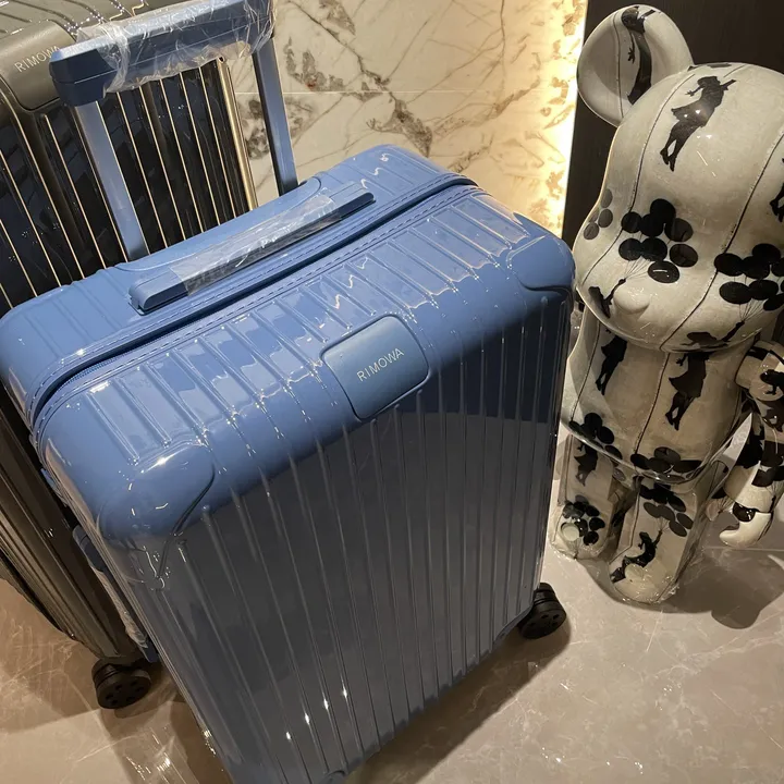 スーパーコピー リモワ スーツケース