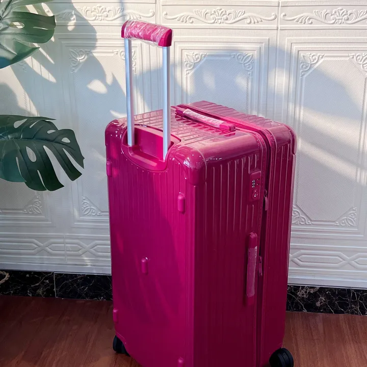 スーパーコピー リモワ スーツケース