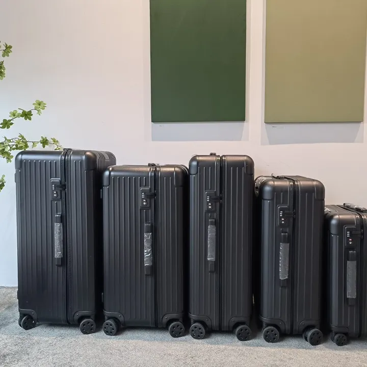 スーパーコピー リモワ スーツケース